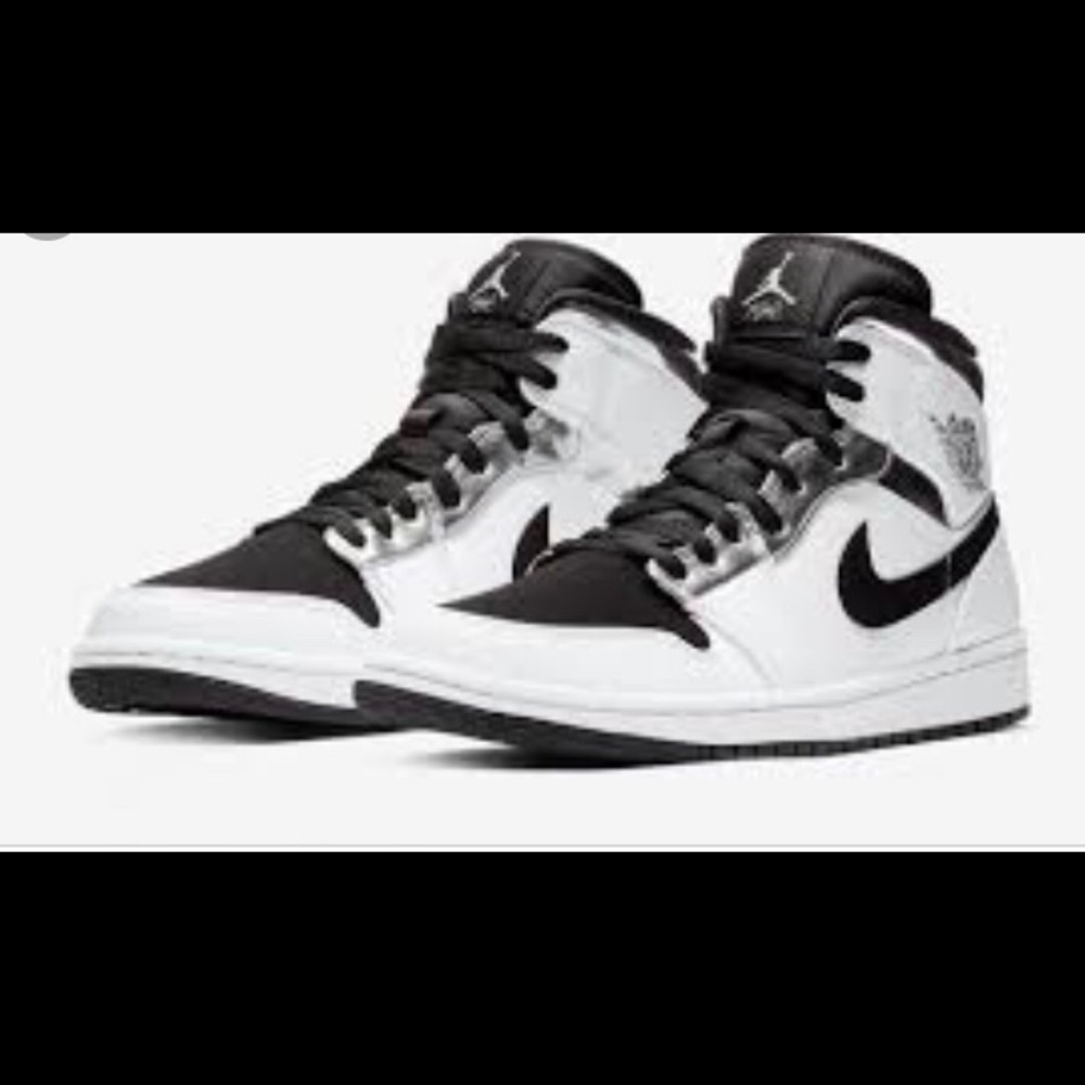 Jordan 1 mid Alternate Think